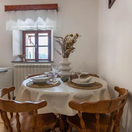 1 Bedroom Beautiful In