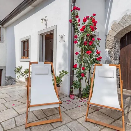 Lägenhet 1 Bedroom Beautiful In *