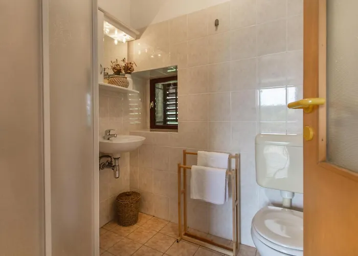 1 Bedroom Beautiful In 아파트