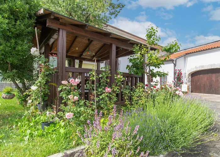 1 Bedroom Beautiful In